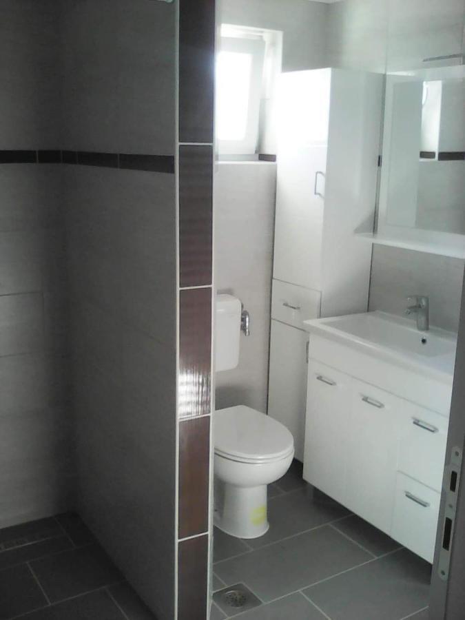 Apartmani Pavkovic Stari Mikanovci Buitenkant foto
